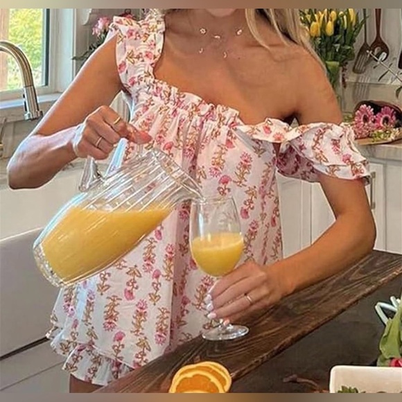 Floral Ruffle Pajama Set - Picture 6 of 8